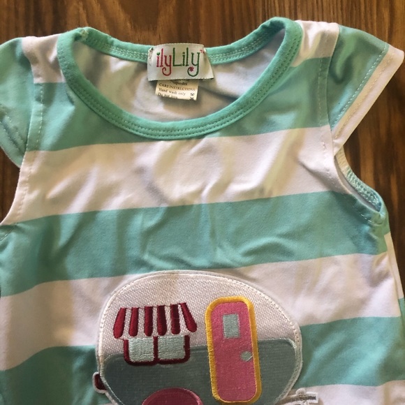 Pretty baby Romper with bows - Picture 7 of 7